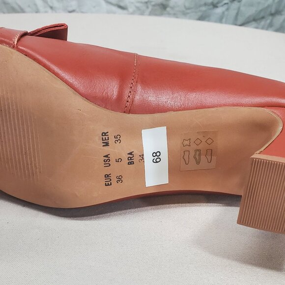 Pably Sandre Pumps - Picture 7 of 8